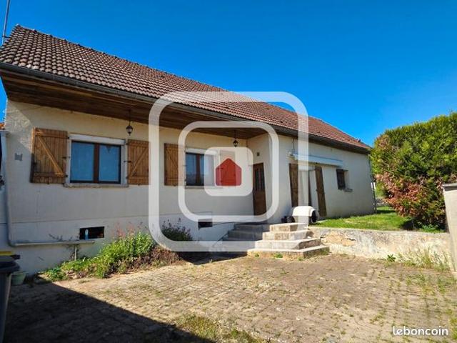 Maison vente à Laon, Bourg-et-comin