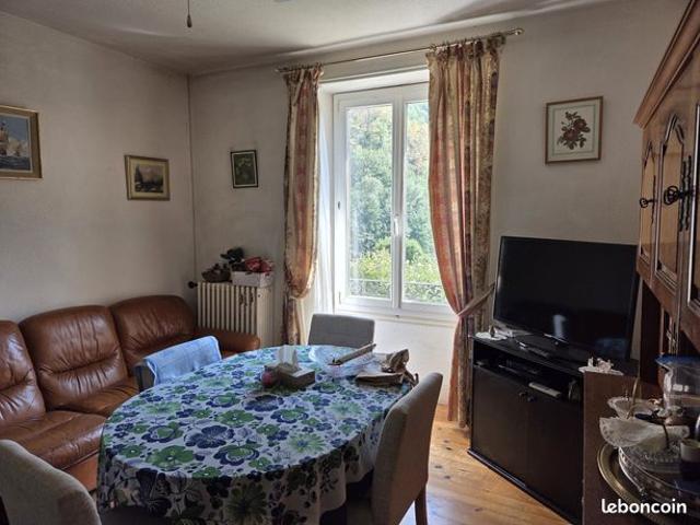 Maison vente à Foix, Auzat