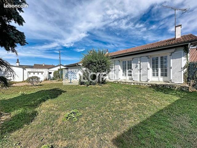 Maison vente à Saint-Varent, Deux-Sèvres