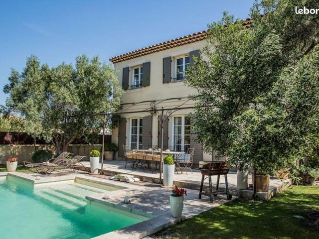 Maison vente à Aix-en-Provence, Peyrolles-en-provence