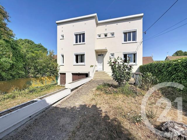 Maison vente à Le Moulinet, Pont-Sainte-Marie