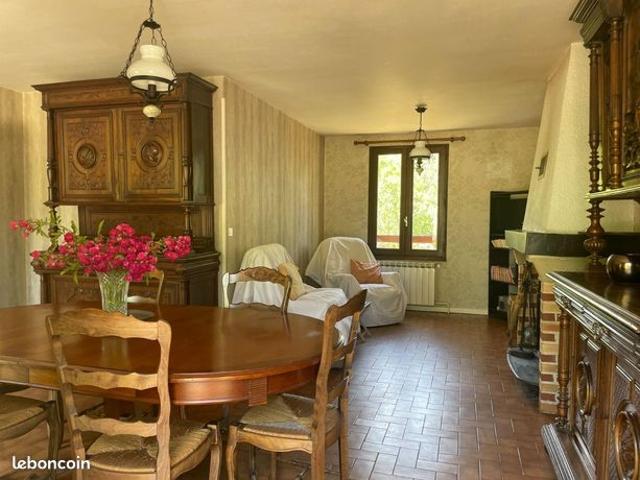 Maison vente à Figeac, Livernon
