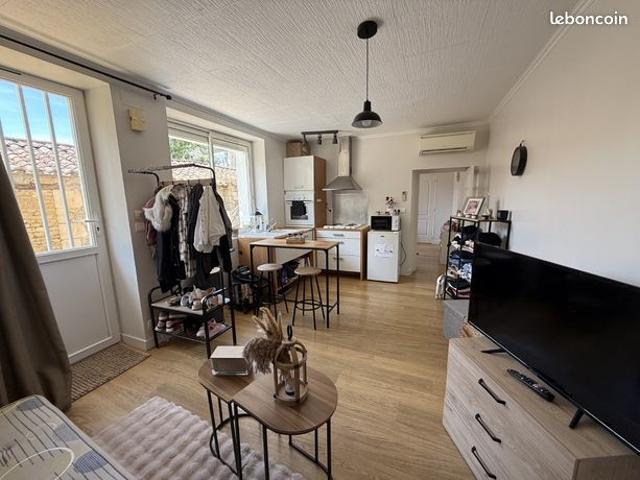 Maison vente à Fontenay-le-Comte, Maillezais