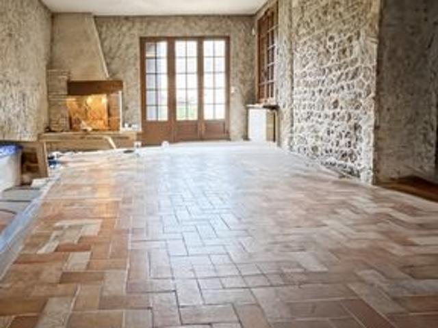 Maison vente à Sens, Champigny
