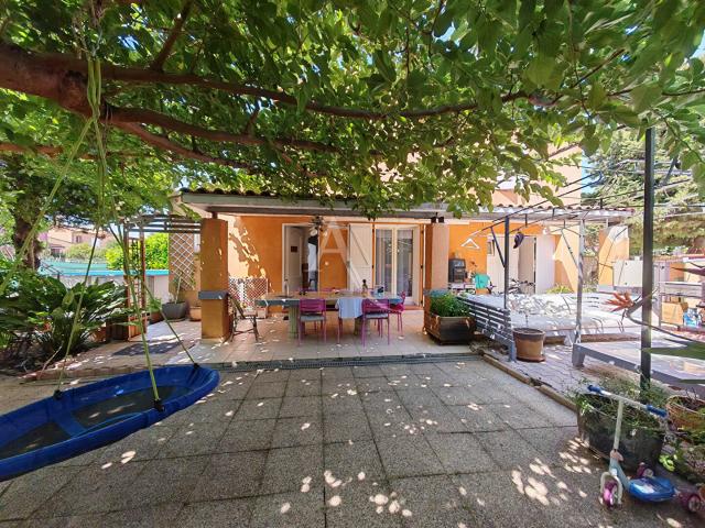 Maison vente à Arrondissement de Toulon, La Crau