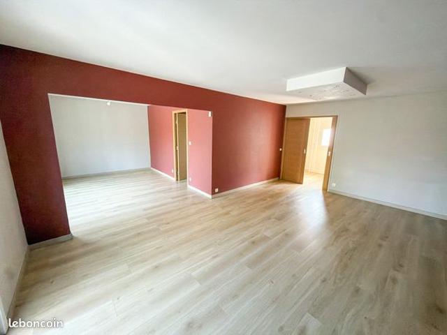 Maison vente à Lille, Chéreng