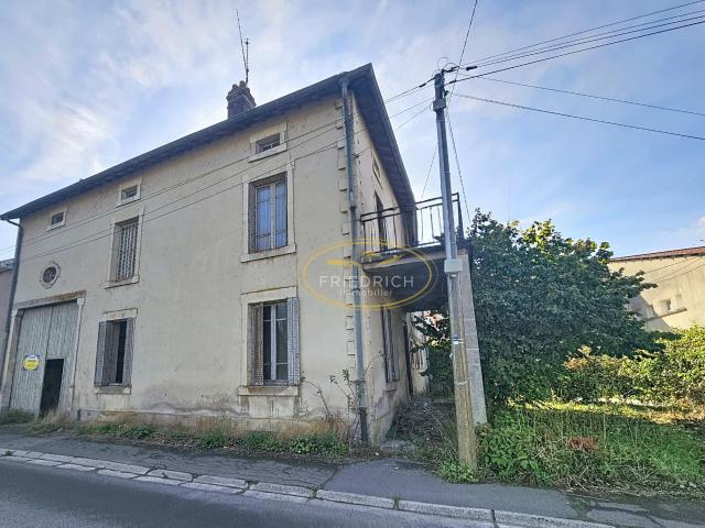Maison vente à Lacroix-sur-Meuse, Meuse