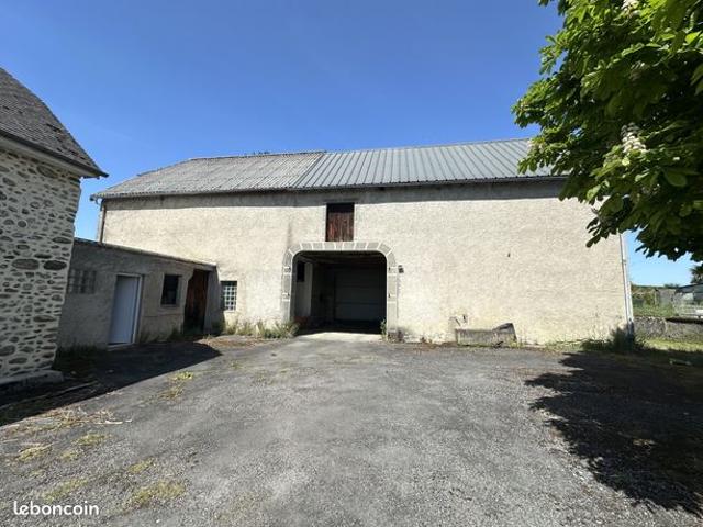 Maison vente à Pau, Lée