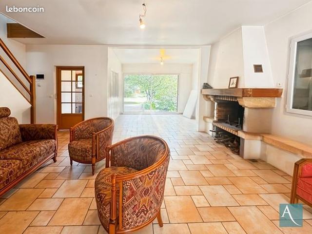 Maison vente à Palaiseau, Saint-germain-lès-arpajon