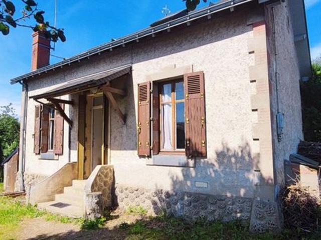 Maison vente à Saint-Amand-Montrond, La Guerche-sur-l'aubois