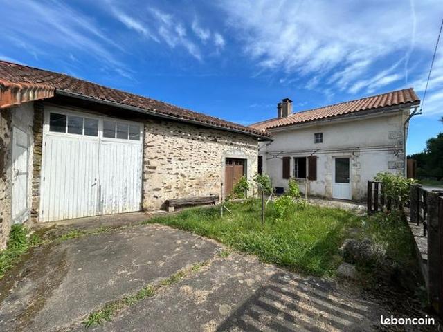 Maison vente à Confolens, Nouvelle-Aquitaine