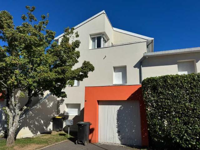 Maison vente à Grand-Charmont, Doubs