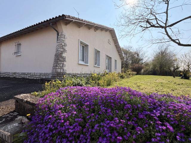 Maison vente à Confolens, Barro