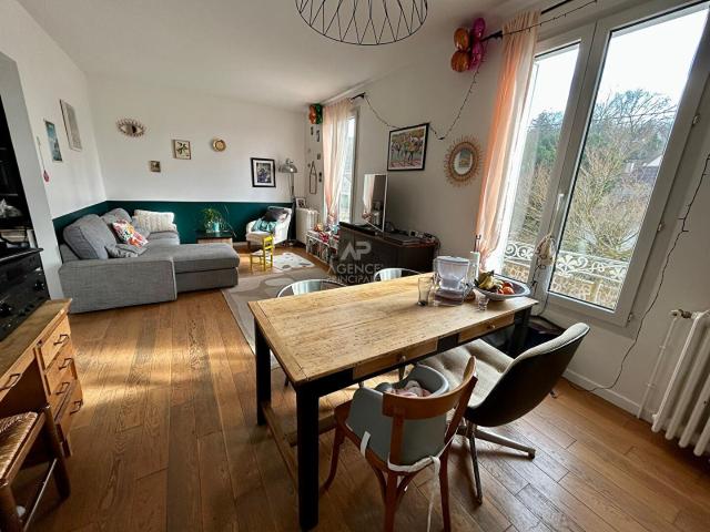 Maison vente à Saint-Germain-en-Laye, Triel-sur-seine