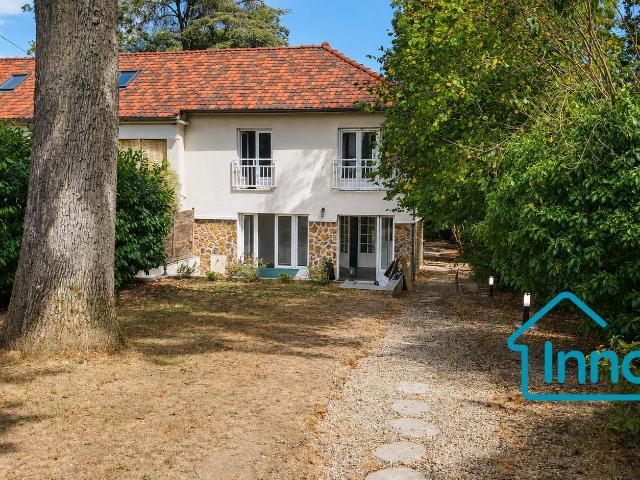 Maison location à Versailles, La Celle-saint-cloud