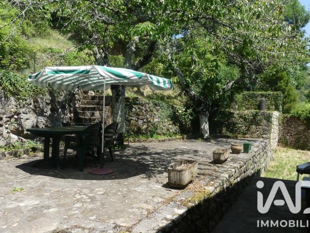 Maison vente à La Croisette, Burzet