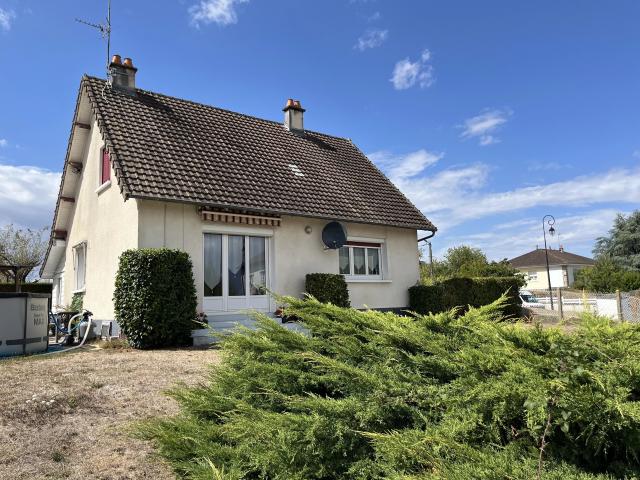 Maison vente à Bellac, Magnac-laval