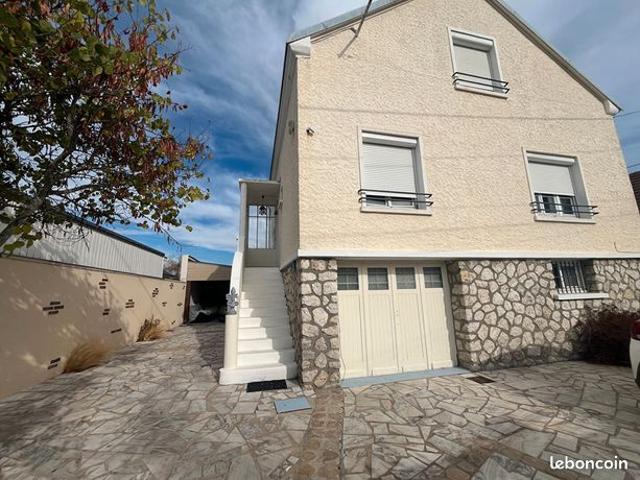 Maison vente à Orléans, Fleury-les-aubrais