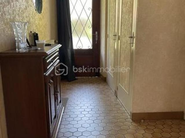Maison vente à Marc-la-Tour, Lagarde-Marc-la-Tour