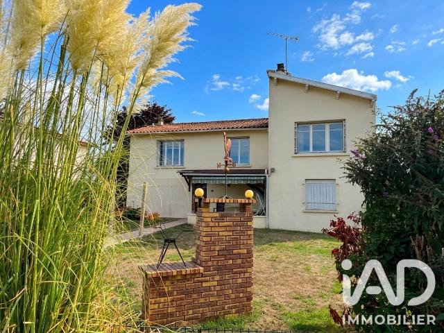 Maison vente à Les Quatre Moulins, Châtillon-sur-Thouet