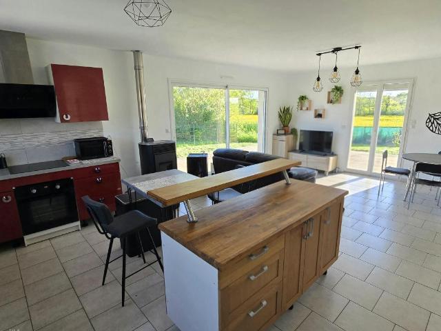 Maison vente à Montmorillon, Adriers