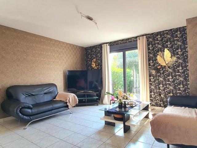 Maison vente à Tournon-sur-Rhône, Châteaubourg