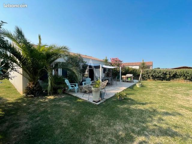 Maison vente à Pont-l'abbé-d'arnoult