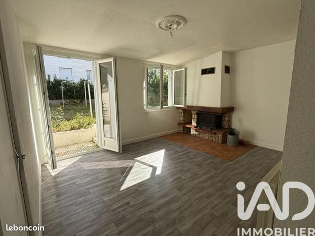 Maison vente à Saint-Amand-Montrond, Orval