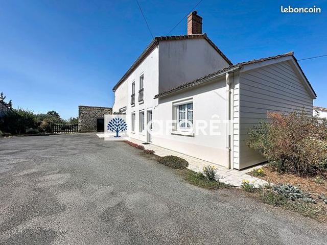Maison vente à Bressuire, Nueil-les-Aubiers