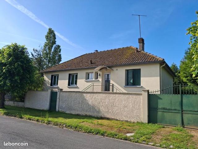 Maison vente à Chartres, Clévilliers