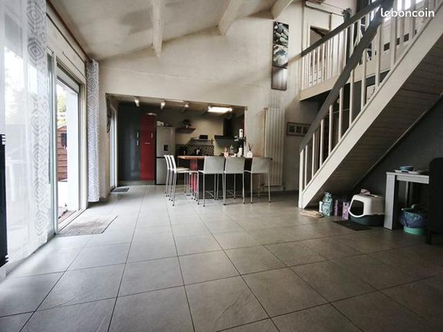 Maison vente à Saintes, Floirac