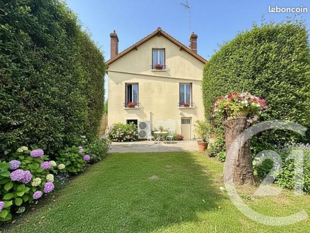 Maison vente à Pontoise, Champagne-sur-oise