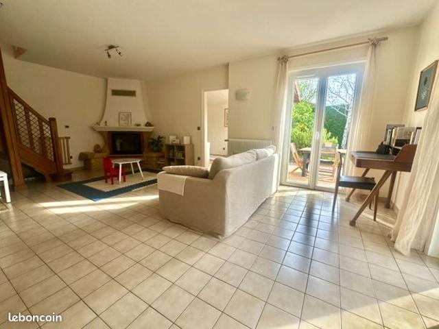 Maison vente à Roanne, Le Coteau