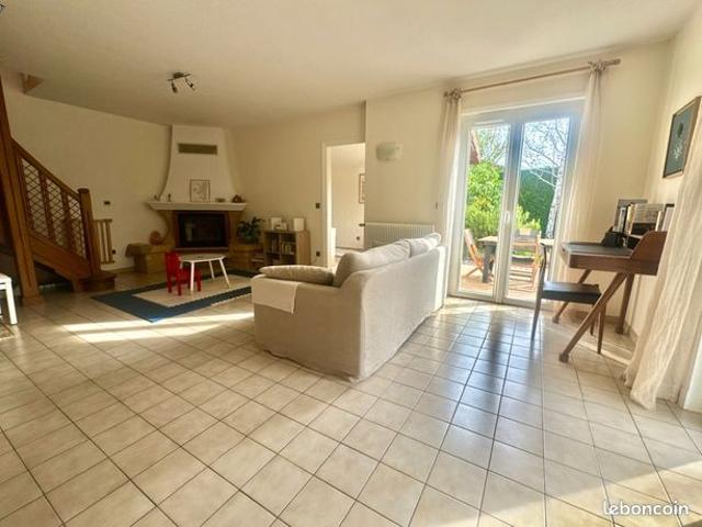 Maison vente à Roanne, Le Coteau