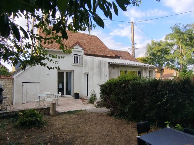 Maison vente à Blois, Binas