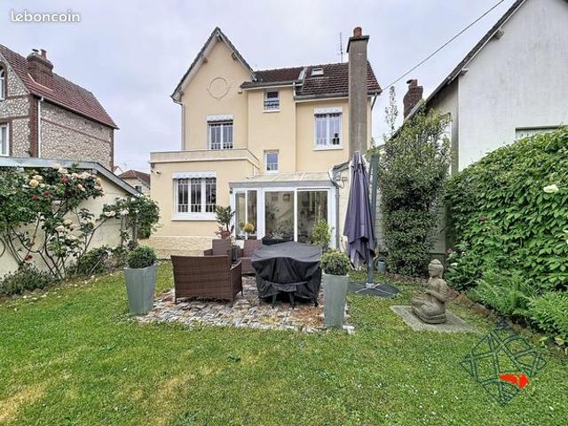 Maison vente à Rouen, Ruan
