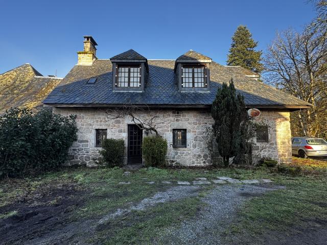 Maison vente à Ussel, Moustier-ventadour