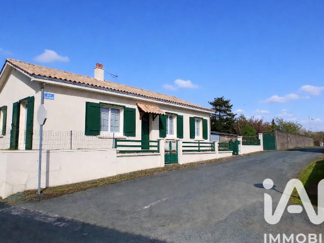 Maison vente à Fontenay-le-Comte, Saint-jean-de-beugné