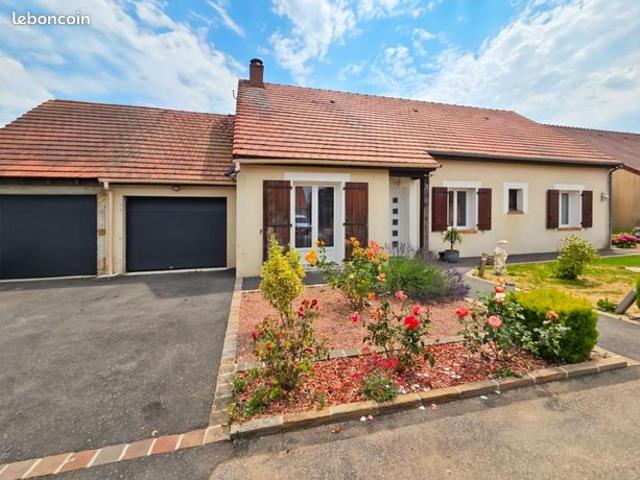 Maison vente à La Chapelle-du-Bois, Sarthe