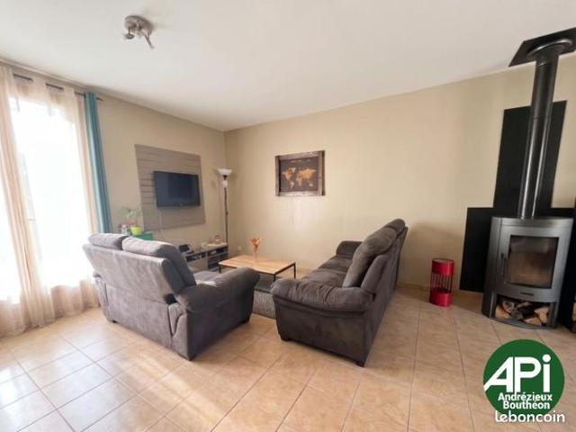 Maison vente à Montbrison, Veauchette