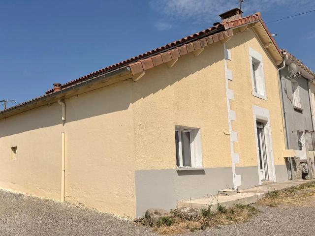 Maison vente à Confolens, Exideuil