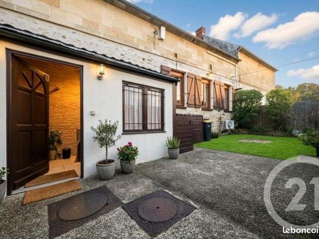 Maison vente à Pontoise, Marines