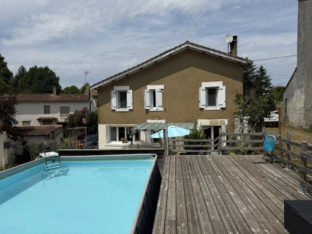 Maison vente à Jonzac, Guitinières