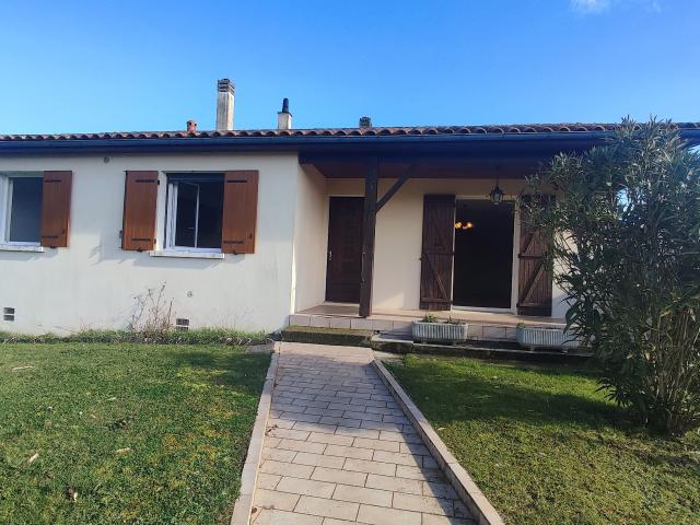 Maison vente à Confolens, Alloue