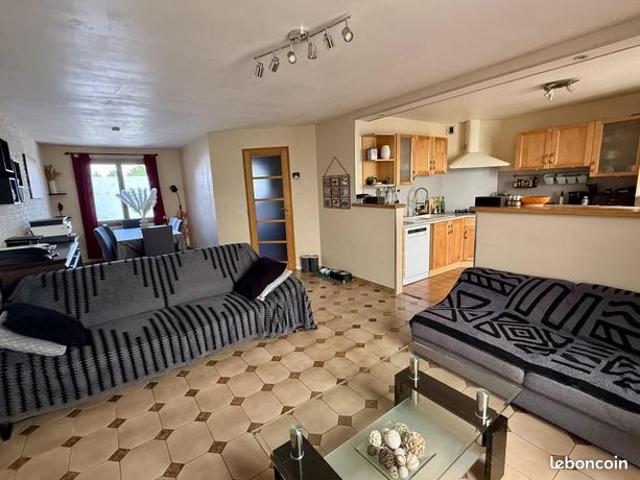 Maison vente à Lille, Neuville-en-ferrain