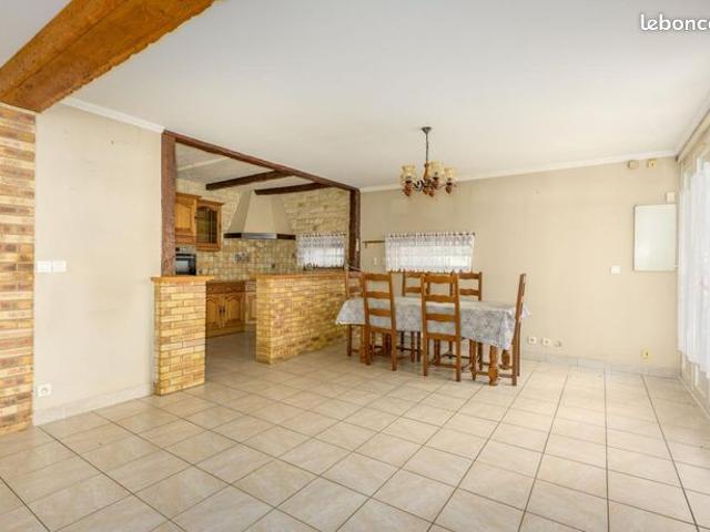 Maison vente à Crosne, Essonne