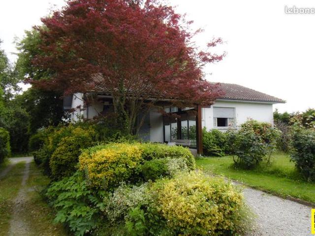 Maison vente à Oloron-Sainte-Marie, Saint-pé-de-léren