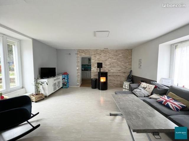 Maison vente à Caen, Ouffières