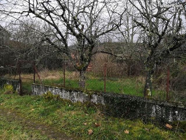 Maison vente à Nontron, Coulaures