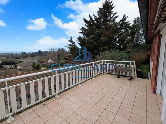 Maison vente à Roanne, Montagny